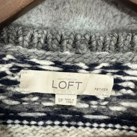 LOFT sweater womens petite‎ small gray nordic fair isle chunky knit mohair cabin - Picture 2 of 7